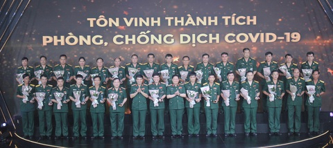 Chúng tôi không thể lùi vì phía sau là nhân dân - Ảnh 3. Chúng tôi không thể lùi vì phía sau là nhân dân - Ảnh 3.
