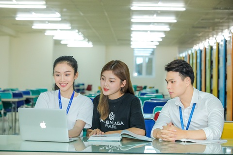 Có điểm lớp 12, tự tin vào Đại học bằng phương thức xét tuyển học bạ - Ảnh 2. Có điểm lớp 12, tự tin vào Đại học bằng phương thức xét tuyển học bạ - Ảnh 2.