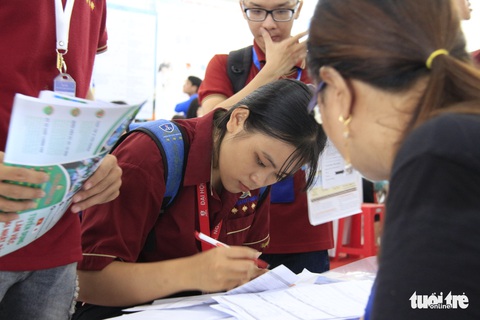 ‘Tiếp sức người lao động’ với sàn việc làm hơn 5.000 vị trí tuyển dụng - Ảnh 5. ‘Tiếp sức người lao động’ với sàn việc làm hơn 5.000 vị trí tuyển dụng - Ảnh 5.