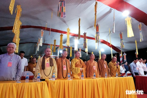 Ngọn nến tri ân vẫn sáng lên ấm áp dưới cơn mưa Vị Xuyên - Ảnh 2. Ngọn nến tri ân vẫn sáng lên ấm áp dưới cơn mưa Vị Xuyên - Ảnh 2.