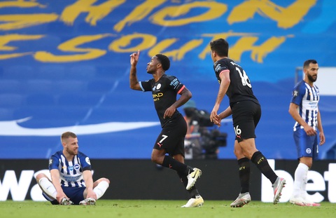 Sterling lập hat-trick, Man City đại thắng Brighton 5-0 - Ảnh 1. Sterling lập hat-trick, Man City đại thắng Brighton 5-0 - Ảnh 1.