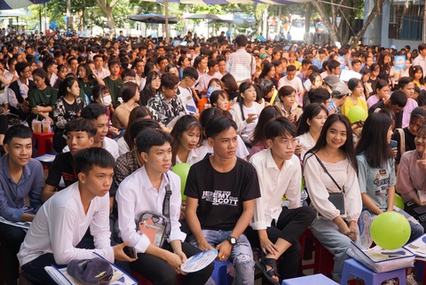 Không nên chăm chăm các khối thi truyền thống - Ảnh 1. Không nên chăm chăm các khối thi truyền thống - Ảnh 1.