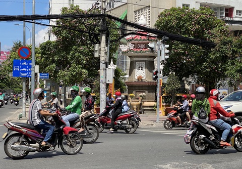 Ngắm đoạn đường Đinh Tiên Hoàng sắp đổi tên thành Lê Văn Duyệt - Ảnh 11. Ngắm đoạn đường Đinh Tiên Hoàng sắp đổi tên thành Lê Văn Duyệt - Ảnh 11.