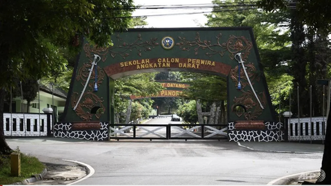 Gần 1.300 người tại học viện quân sự ở Indonesia nhiễm COVID-19 - Ảnh 1. Gần 1.300 người tại học viện quân sự ở Indonesia nhiễm COVID-19 - Ảnh 1.