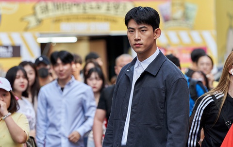 Ok Taecyeon - người thấy cái chết trong Trở về hư không - Ảnh 1. Ok Taecyeon - người thấy cái chết trong Trở về hư không - Ảnh 1.