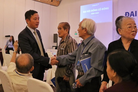 Eximbank lại rối trước đại hội cổ đông lần 2 - Ảnh 1. Eximbank lại rối trước đại hội cổ đông lần 2 - Ảnh 1.