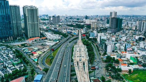 Cải thiện giao thông: Không còn đường lùi! - Ảnh 5. Cải thiện giao thông: Không còn đường lùi! - Ảnh 5.
