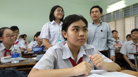 Thi tuyển sinh lớp 10: Đừng để mất điểm vì những sai sót nhỏ - Ảnh 2. Thi tuyển sinh lớp 10: Đừng để mất điểm vì những sai sót nhỏ - Ảnh 2.