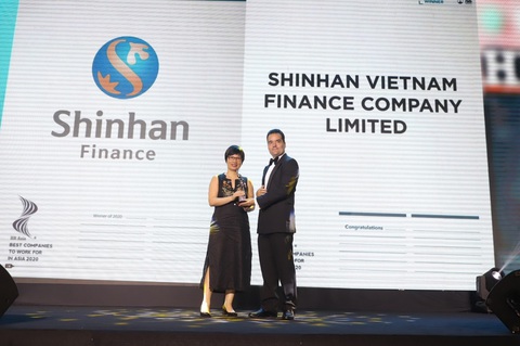 Shinhan Finance là một trong những nơi làm việc tốt nhất Châu Á năm 2020 - Ảnh 1. Shinhan Finance là một trong những nơi làm việc tốt nhất Châu Á năm 2020 - Ảnh 1.