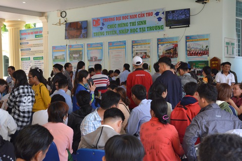 Trường Đại học Nam Cần Thơ: Xét tuyển học bạ mở ra nhiều cơ hội chọn ngành học - Ảnh 1. Trường Đại học Nam Cần Thơ: Xét tuyển học bạ mở ra nhiều cơ hội chọn ngành học - Ảnh 1.