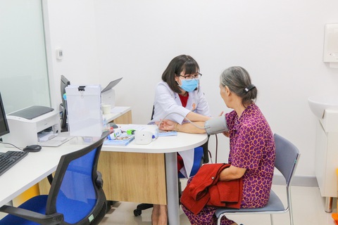 Kịp thời mang vắcxin về vùng dịch Tây Nguyên - Ảnh 3. Kịp thời mang vắcxin về vùng dịch Tây Nguyên - Ảnh 3.