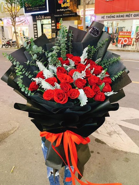 Điện hoa hỏa tốc - đừng để yêu thương trở nên nguội lạnh - Ảnh 2. Điện hoa hỏa tốc - đừng để yêu thương trở nên nguội lạnh - Ảnh 2.