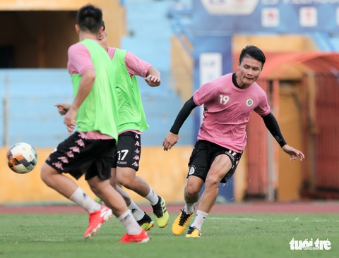 Ngoại binh Hà Nội FC không sợ CĐV Hải Phòng gây rắc rối tại Hàng Đẫy - Ảnh 2. Ngoại binh Hà Nội FC không sợ CĐV Hải Phòng gây rắc rối tại Hàng Đẫy - Ảnh 2.
