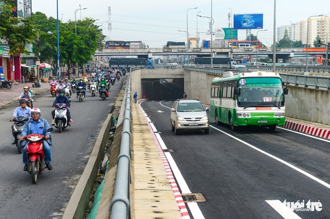 TP.HCM thông xe nhánh N2 hầm chui An Sương để giảm ùn tắc cửa ngõ Tây Bắc - Ảnh 4. TP.HCM thông xe nhánh N2 hầm chui An Sương để giảm ùn tắc cửa ngõ Tây Bắc - Ảnh 4.