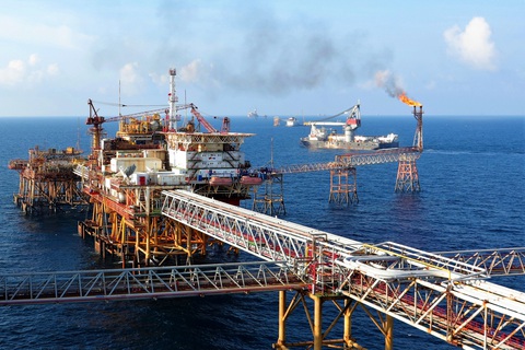 Doanh nghiệp nhà nước đầu tư ra nước ngoài hơn 6,7 tỉ USD, đang lỗ trên 1,1 tỉ USD - Ảnh 1. Doanh nghiệp nhà nước đầu tư ra nước ngoài hơn 6,7 tỉ USD, đang lỗ trên 1,1 tỉ USD - Ảnh 1.