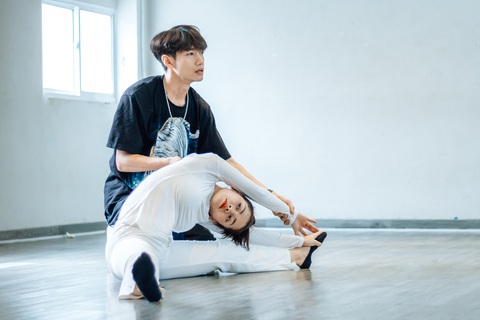 Chi Pu: Hát chưa hay nhưng luôn biết cách làm mình trở nên thu hút - Ảnh 4. Chi Pu: Hát chưa hay nhưng luôn biết cách làm mình trở nên thu hút - Ảnh 4.
