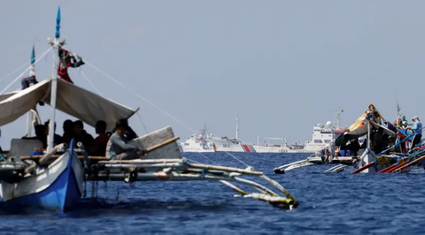 Sau tuyên bố Biển Đông của Mỹ, Trung Quốc hứa hẹn nhiều với Philippines - Ảnh 2. Sau tuyên bố Biển Đông của Mỹ, Trung Quốc hứa hẹn nhiều với Philippines - Ảnh 2.