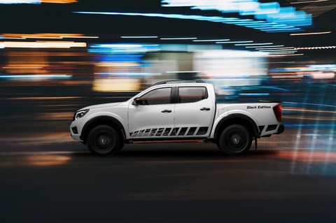 Nissan Việt Nam chính thức ra mắt phiên bản Navara Black Edition A-IVI - Ảnh 1. Nissan Việt Nam chính thức ra mắt phiên bản Navara Black Edition A-IVI - Ảnh 1.