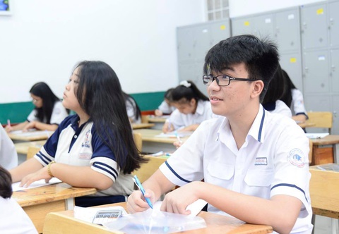 Sáng nay thi lớp 10 ở Hà Nội, TP.HCM: Dù kết quả thế nào thì bố mẹ vẫn yêu con - Ảnh 11. Sáng nay thi lớp 10 ở Hà Nội, TP.HCM: Dù kết quả thế nào thì bố mẹ vẫn yêu con - Ảnh 11.
