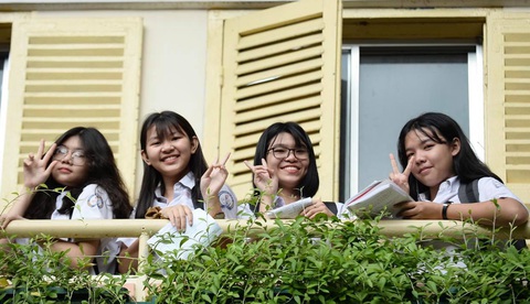Sáng nay thi lớp 10 ở Hà Nội, TP.HCM: Dù kết quả thế nào thì bố mẹ vẫn yêu con - Ảnh 5. Sáng nay thi lớp 10 ở Hà Nội, TP.HCM: Dù kết quả thế nào thì bố mẹ vẫn yêu con - Ảnh 5.