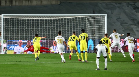 Real Madrid mở hội ăn mừng chức vô địch của mùa giải kéo dài 11 tháng - Ảnh 2. Real Madrid mở hội ăn mừng chức vô địch của mùa giải kéo dài 11 tháng - Ảnh 2.