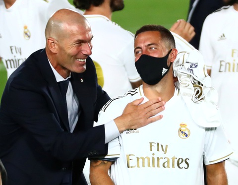 Real Madrid mở hội ăn mừng chức vô địch của mùa giải kéo dài 11 tháng - Ảnh 8. Real Madrid mở hội ăn mừng chức vô địch của mùa giải kéo dài 11 tháng - Ảnh 8.
