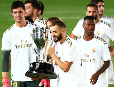 Real Madrid mở hội ăn mừng chức vô địch của mùa giải kéo dài 11 tháng - Ảnh 11. Real Madrid mở hội ăn mừng chức vô địch của mùa giải kéo dài 11 tháng - Ảnh 11.