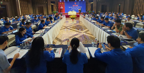 Thủ lĩnh Đoàn lo thông tin xấu trên mạng tấn công giới trẻ - Ảnh 1. Thủ lĩnh Đoàn lo thông tin xấu trên mạng tấn công giới trẻ - Ảnh 1.