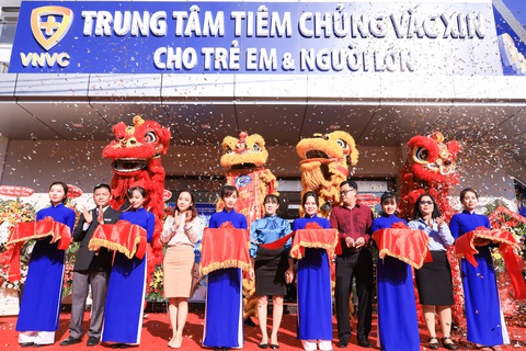 Khai trương trung tâm tiêm chủng VNVC Bình Tân - Ảnh 1. Khai trương trung tâm tiêm chủng VNVC Bình Tân - Ảnh 1.