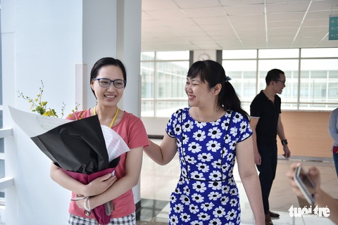 Tuổi Trẻ chúc mừng êkip mổ và gia đình 2 bé song sinh Trúc Nhi - Diệu Nhi - Ảnh 3. Tuổi Trẻ chúc mừng êkip mổ và gia đình 2 bé song sinh Trúc Nhi - Diệu Nhi - Ảnh 3.
