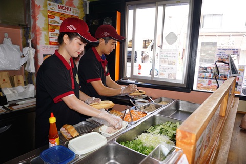 Bánh mì Xin chào của người Việt nổi danh trên nhiều kênh báo chí hàng đầu Nhật Bản - Ảnh 2. Bánh mì Xin chào của người Việt nổi danh trên nhiều kênh báo chí hàng đầu Nhật Bản - Ảnh 2.