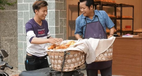 Nghệ sĩ Thanh Nam: Từ chủ tiệm bánh Bố là tất cả đến người bán Bánh mì ông Màu - Ảnh 1. Nghệ sĩ Thanh Nam: Từ chủ tiệm bánh Bố là tất cả đến người bán Bánh mì ông Màu - Ảnh 1.