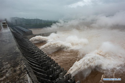 Nước lũ lớn kinh hoàng đổ về đập Tam Hiệp, vượt cảnh báo 15 mét - Ảnh 1. Nước lũ lớn kinh hoàng đổ về đập Tam Hiệp, vượt cảnh báo 15 mét - Ảnh 1.
