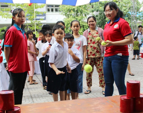 Trẻ em TP.HCM bước vào hè vui khỏe - Ảnh 1. Trẻ em TP.HCM bước vào hè vui khỏe - Ảnh 1.