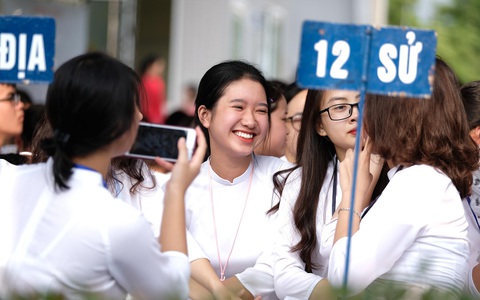 Trả ngày khai trường về đúng nghĩa - Ảnh 2. Trả ngày khai trường về đúng nghĩa - Ảnh 2.