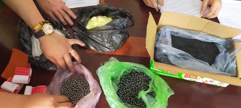 Phá ổ làm súng, đạn... bán chỉ 500.000 đồng một khẩu - Ảnh 2. Phá ổ làm súng, đạn... bán chỉ 500.000 đồng một khẩu - Ảnh 2.