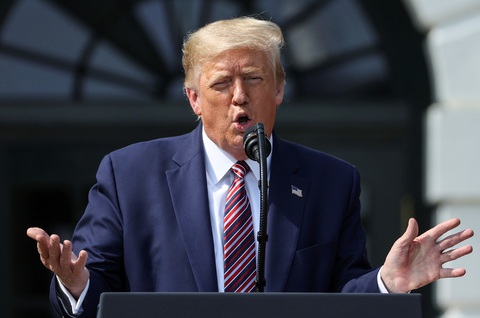 Cuộc trả lời phỏng vấn ‘gây sốc’ với Đài Fox News của ông Trump - Ảnh 1. Cuộc trả lời phỏng vấn ‘gây sốc’ với Đài Fox News của ông Trump - Ảnh 1.