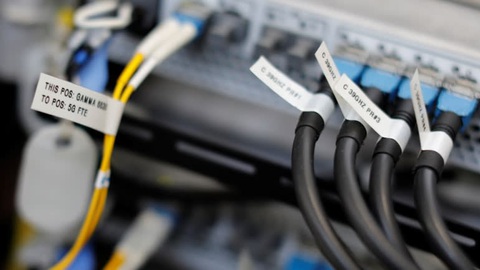 Huawei gặp thách thức lớn ở Đông Nam Á khi bị Singapore, Việt Nam phớt lờ - Ảnh 2. Huawei gặp thách thức lớn ở Đông Nam Á khi bị Singapore, Việt Nam phớt lờ - Ảnh 2.