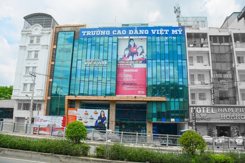 Cao đẳng Việt Mỹ đồng hành cùng sinh viên Cao đẳng 9+ trưởng thành - Ảnh 1. Cao đẳng Việt Mỹ đồng hành cùng sinh viên Cao đẳng 9+ trưởng thành - Ảnh 1.