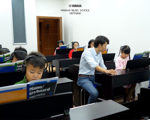 Khai trương trường âm nhạc Yamaha đầu tiên tại Việt Nam - Ảnh 3. Khai trương trường âm nhạc Yamaha đầu tiên tại Việt Nam - Ảnh 3.