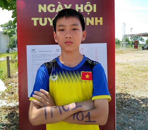 Tuyển sinh cầu thủ trẻ của các học viện, trung tâm: Ngăn sông cấm chợ tìm cầu thủ trẻ - Ảnh 4. Tuyển sinh cầu thủ trẻ của các học viện, trung tâm: Ngăn sông cấm chợ tìm cầu thủ trẻ - Ảnh 4.