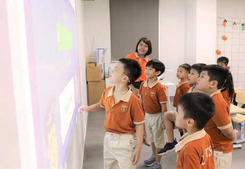Môi trường học tập chuẩn quốc tế qua góc nhìn của một giáo viên bản ngữ - Ảnh 3. Môi trường học tập chuẩn quốc tế qua góc nhìn của một giáo viên bản ngữ - Ảnh 3.