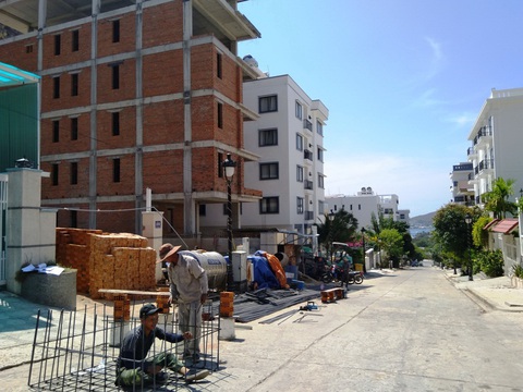 Không thể phạt tiền rồi cho tồn tại các sai phạm ở dự án Ocean View - Ảnh 1. Không thể phạt tiền rồi cho tồn tại các sai phạm ở dự án Ocean View - Ảnh 1.