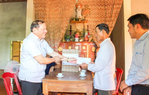 Bí thư tỉnh Quảng Trị làm thứ trưởng Bộ Văn hóa - thể thao và du lịch - Ảnh 1. Bí thư tỉnh Quảng Trị làm thứ trưởng Bộ Văn hóa - thể thao và du lịch - Ảnh 1.