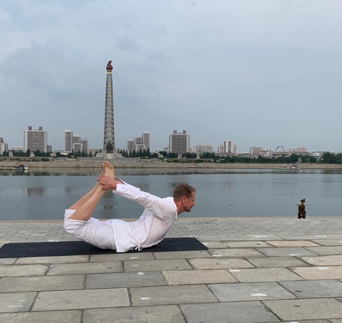 Chỉ có đại sứ Thụy Điển mới làm được thế này ở Bình Nhưỡng - Ảnh 6. Chỉ có đại sứ Thụy Điển mới làm được thế này ở Bình Nhưỡng - Ảnh 6.