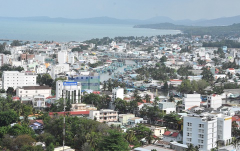 Ông Mai Văn Huỳnh tái đắc cử bí thư Huyện ủy Phú Quốc - Ảnh 1. Ông Mai Văn Huỳnh tái đắc cử bí thư Huyện ủy Phú Quốc - Ảnh 1.