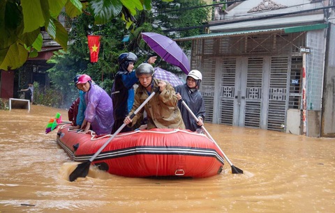 Vùng cao Hà Giang, Đà Lạt cũng ngập, vì sao? - Ảnh 1. Vùng cao Hà Giang, Đà Lạt cũng ngập, vì sao? - Ảnh 1.