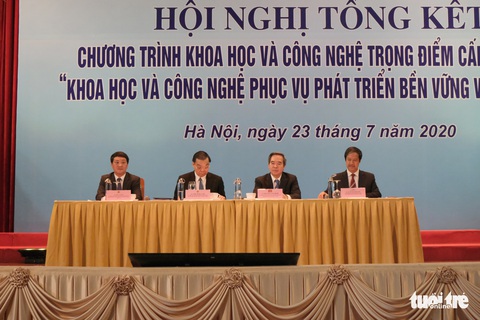 Dựa vào khoa học công nghệ để thu hẹp khoảng cách với các nước tiên tiến - Ảnh 2. Dựa vào khoa học công nghệ để thu hẹp khoảng cách với các nước tiên tiến - Ảnh 2.