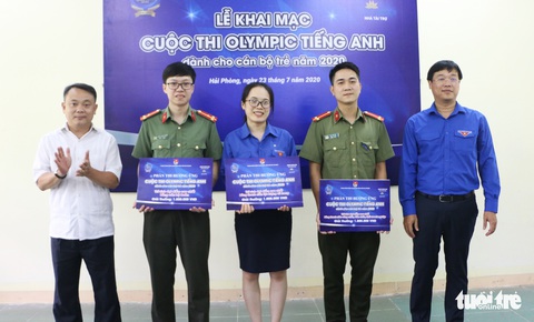 Trau dồi ngoại ngữ là trách nhiệm của thanh niên - Ảnh 3. Trau dồi ngoại ngữ là trách nhiệm của thanh niên - Ảnh 3.