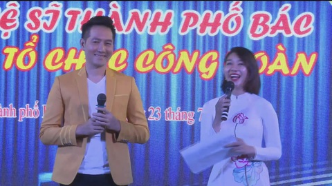 Nguyễn Phi Hùng, Hạnh Nguyên, Ngọc Mai hát hết mình phục vụ công nhân lao động - Ảnh 6. Nguyễn Phi Hùng, Hạnh Nguyên, Ngọc Mai hát hết mình phục vụ công nhân lao động - Ảnh 6.